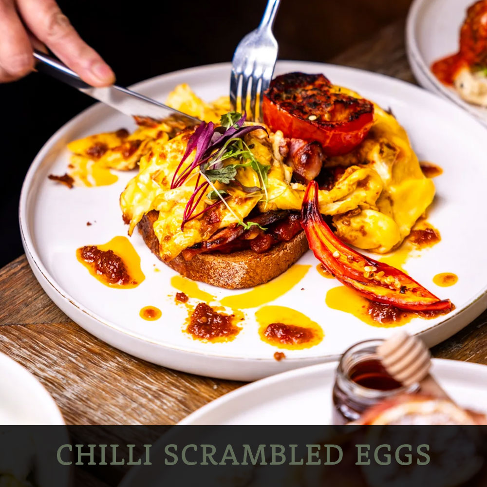 CHILLI SCRAMBLED EGGS